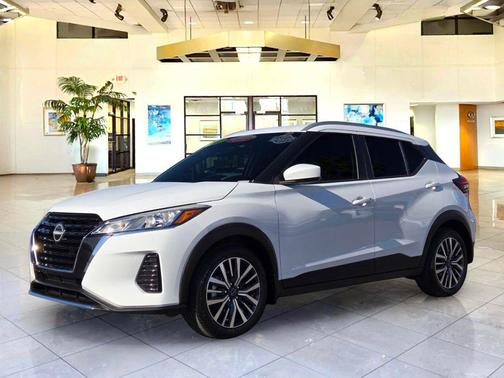Fresh Powder 2022 Nissan Kicks SV