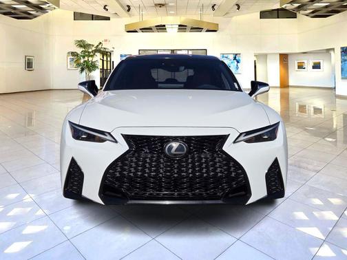 2022 Lexus IS 350 Base
