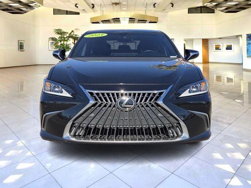 2023 Lexus ES 350 Base