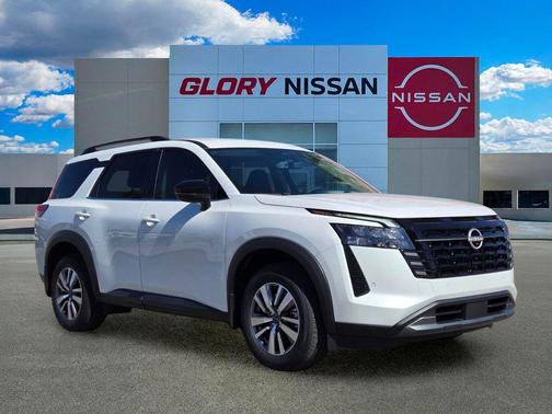 White Pearl 2026 Nissan Pathfinder SL