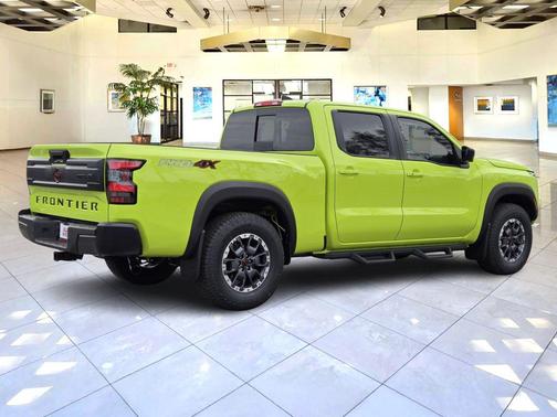 Citrus Strike 2026 Nissan Frontier PRO-4X