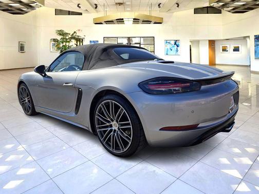 2017 Porsche 718 Boxster S