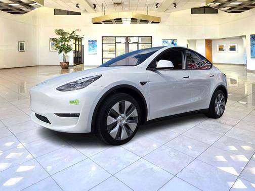 2023 Tesla Model Y Long Range Dual Motor All-Wheel Drive