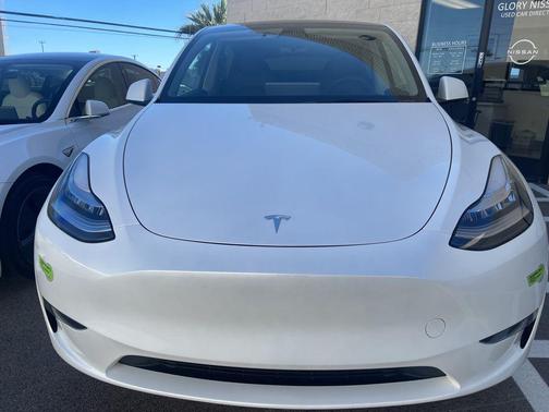 2023 Tesla Model Y Long Range Dual Motor All-Wheel Drive