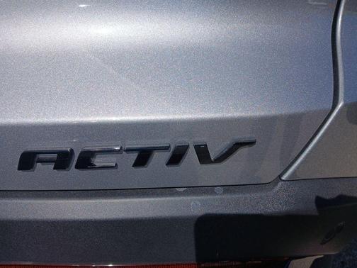Sterling Gray Metallic 2026 Chevrolet Equinox AWD ACTIV