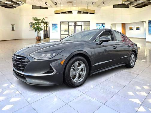 2023 Hyundai SONATA SE