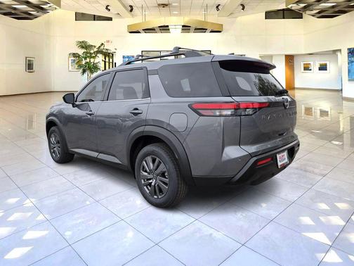 Gun Met 2026 Nissan Pathfinder SV