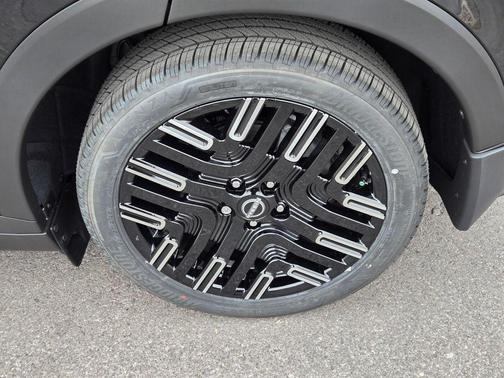 Diamond 2026 Nissan Leaf PLATINUM+