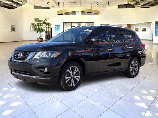 Magnetic Black Pearl 2019 Nissan Pathfinder SV