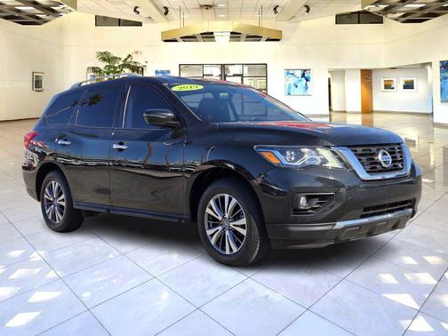 Magnetic Black Pearl 2019 Nissan Pathfinder SV