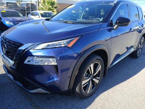 Caspian Blue Metallic 2023 Nissan Rogue SL