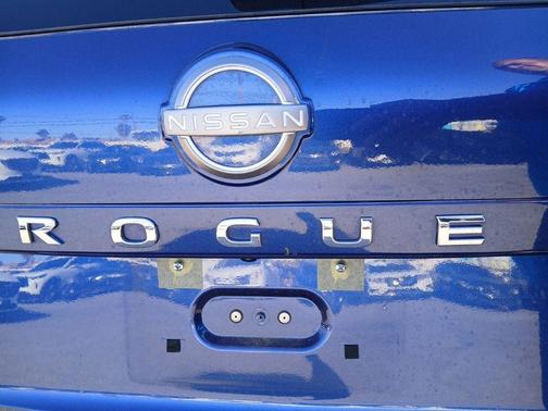 Caspian Blue Metallic 2023 Nissan Rogue SL