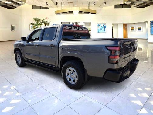 2023 Nissan Frontier S
