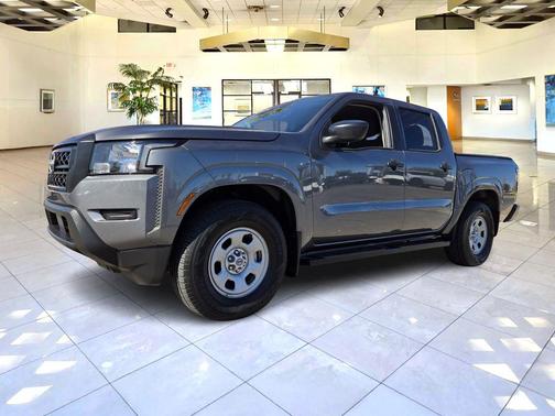2023 Nissan Frontier S
