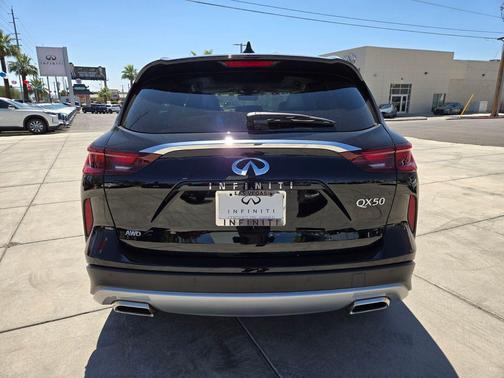 2025 INFINITI QX50 Luxe AWD