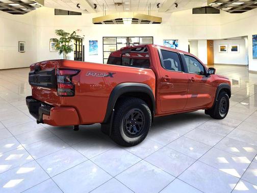 2025 Nissan Frontier PRO-X