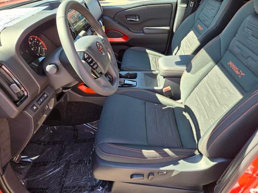2025 Nissan Frontier PRO-X