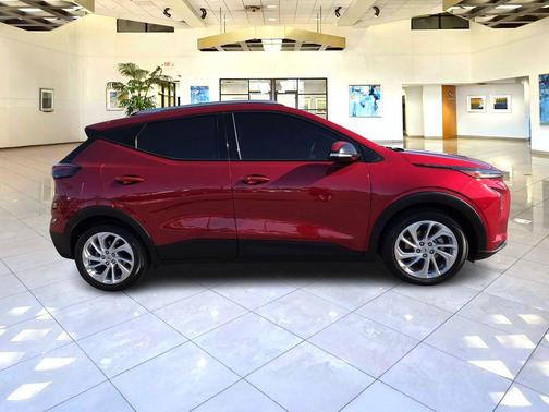 Radiant Red Tintcoat 2023 Chevrolet Bolt EUV FWD LT
