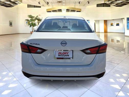 2025 Nissan Altima S FWD