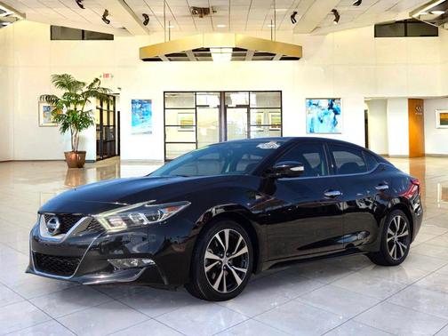 Super Black 2017 Nissan Maxima 3.5 SL