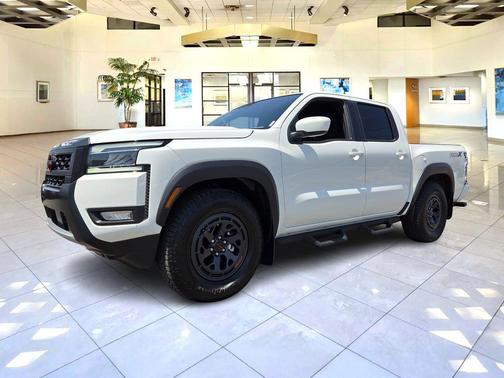 2025 Nissan Frontier PRO-X
