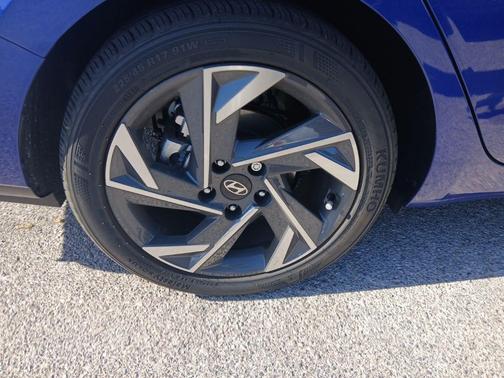 Intense Blue 2025 Hyundai ELANTRA Limited