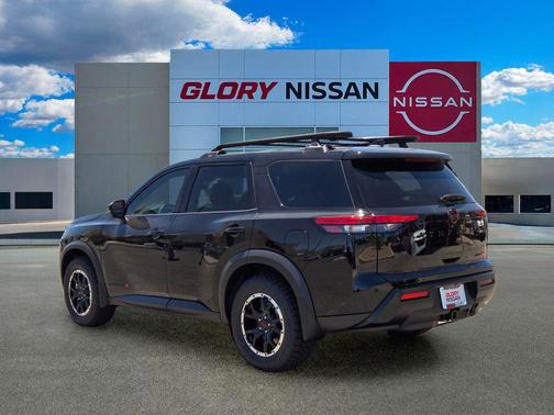 Super Black 2026 Nissan Pathfinder Rock Creek