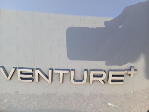 Boulder Gray Pearl/Black Diamond Pearl 2023 Nissan ARIYA VENTURE+