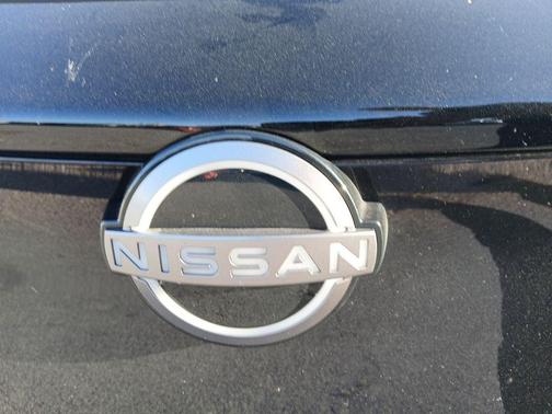 Boulder Gray Pearl/Black Diamond Pearl 2023 Nissan ARIYA VENTURE+