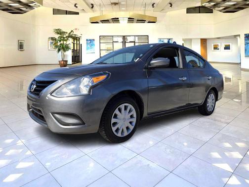 2017 Nissan Versa 1.6 SV