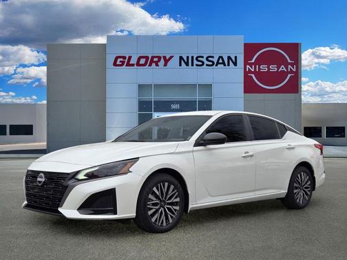 White Pearl 2026 Nissan Altima 2.5 SV