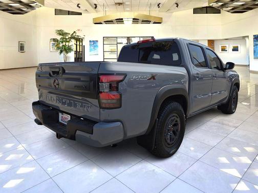 2025 Nissan Frontier PRO-X