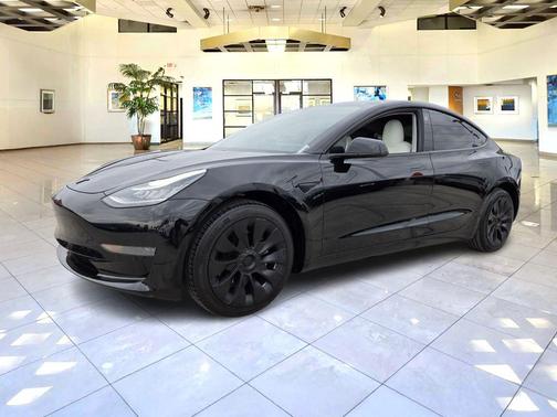 2020 Tesla Model 3 Standard Range