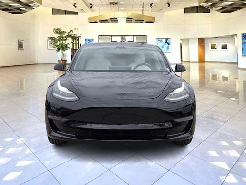 2020 Tesla Model 3 Standard Range