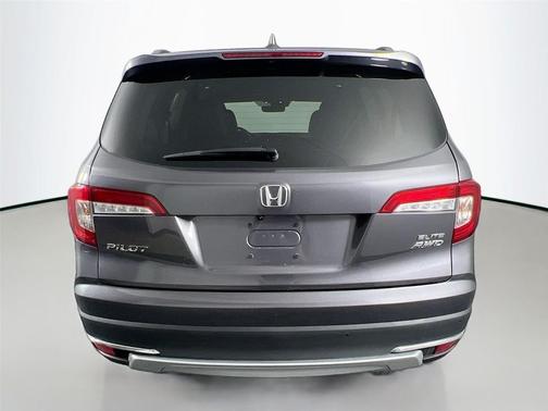 Modern Steel Metallic 2021 Honda Pilot AWD Elite