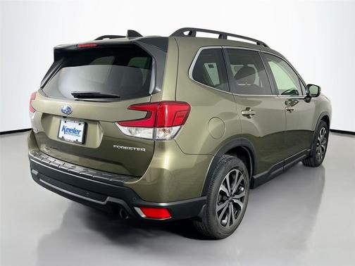 Autumn Green Metallic 2024 Subaru Forester Limited