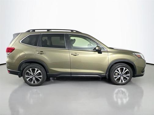 Autumn Green Metallic 2024 Subaru Forester Limited