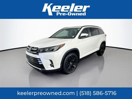 2019 Toyota Highlander SE