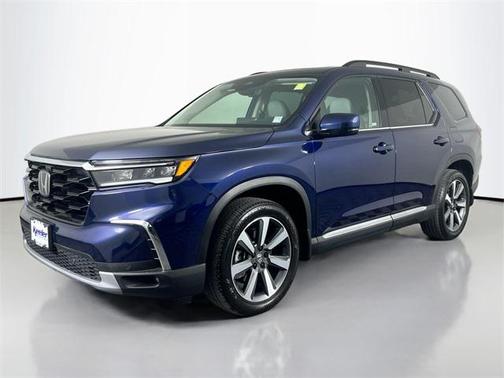 2023 Honda Pilot Touring 8-Passenger
