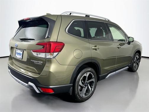 2023 Subaru Forester Touring