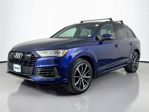 2023 Audi Q7 55 Premium Plus