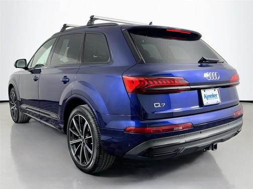 2023 Audi Q7 55 Premium Plus
