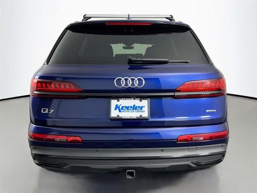 2023 Audi Q7 55 Premium Plus