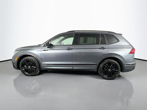 2022 Volkswagen Tiguan 2.0T SE R-Line Black 4MOTION