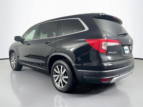 Crystal Black Pearl 2022 Honda Pilot AWD EX-L