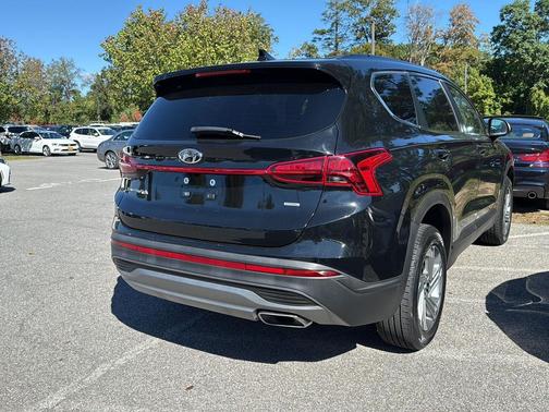 2023 Hyundai SANTA FE SE