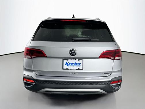 2024 Volkswagen Taos 1.5T SEL