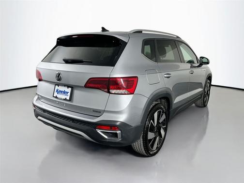 2024 Volkswagen Taos 1.5T SEL