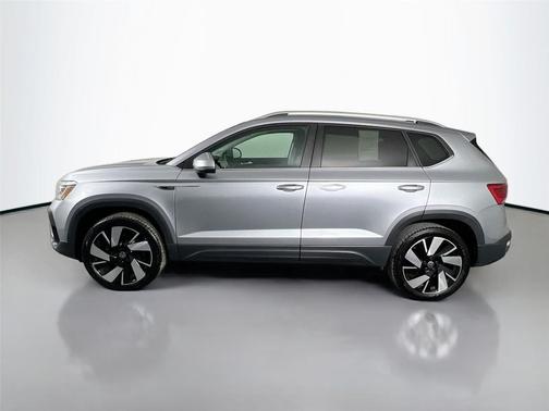 2024 Volkswagen Taos 1.5T SEL