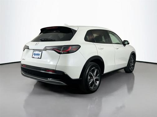 Platinum White Pearl 2025 Honda HR-V EX-L